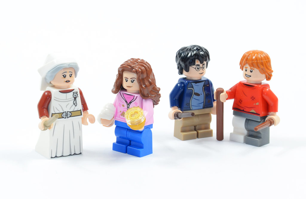 LEGO 76398 Hogwarts Hospital Wing review 11 1024x666