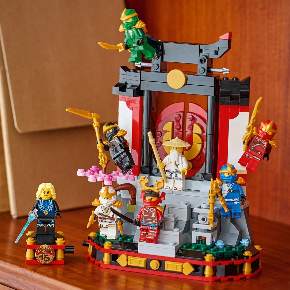 lego 71855 square lifestyle
