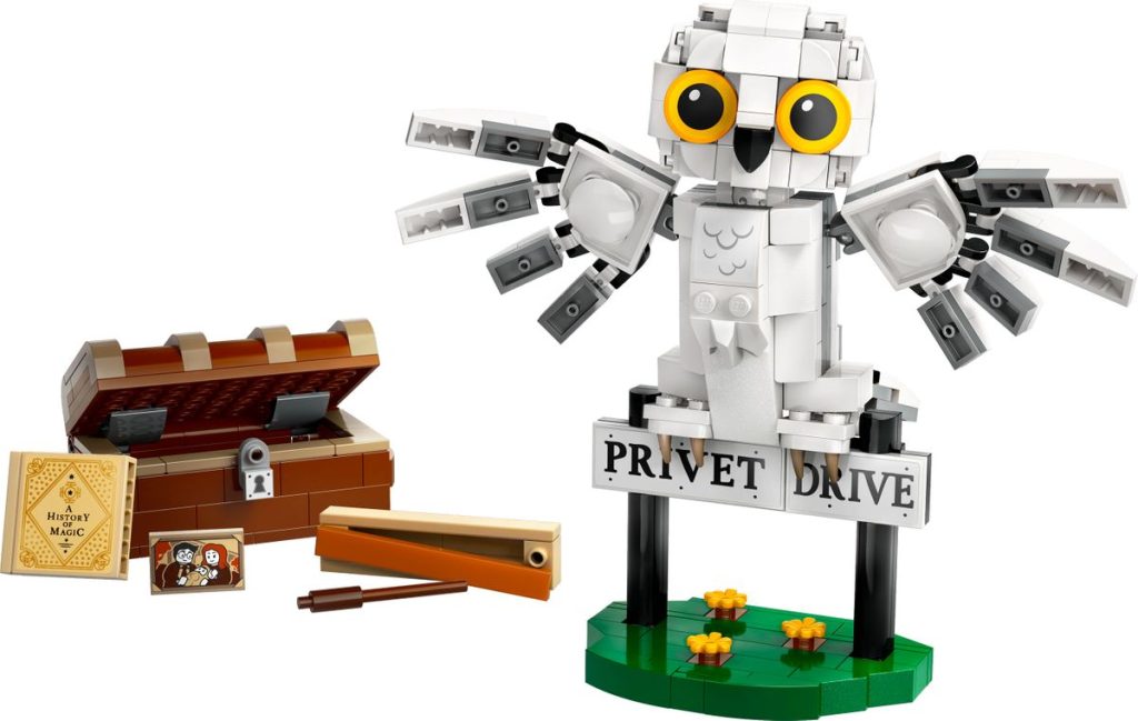 LEGO Harry Potter 76425 Hedwig at 4 Privet Drive 3 1024x649