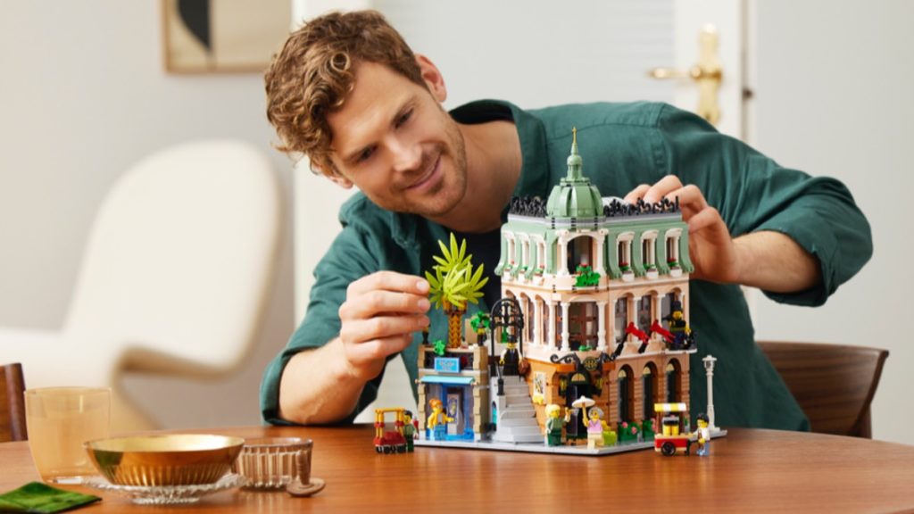 LEGO for Adults 10297 Boutique Hotel 40 1024x576