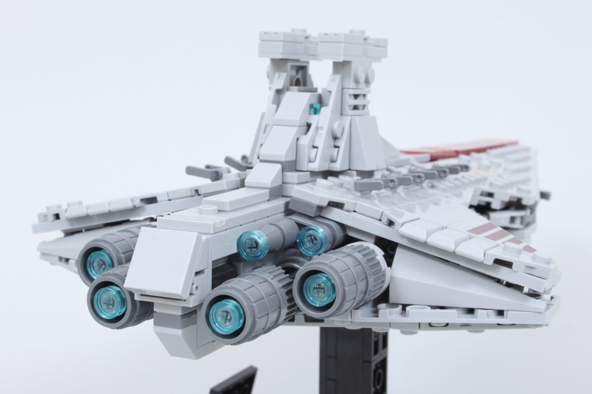 lego star wars 75441 Venator Class Attack Cruiser review 7 1200x800