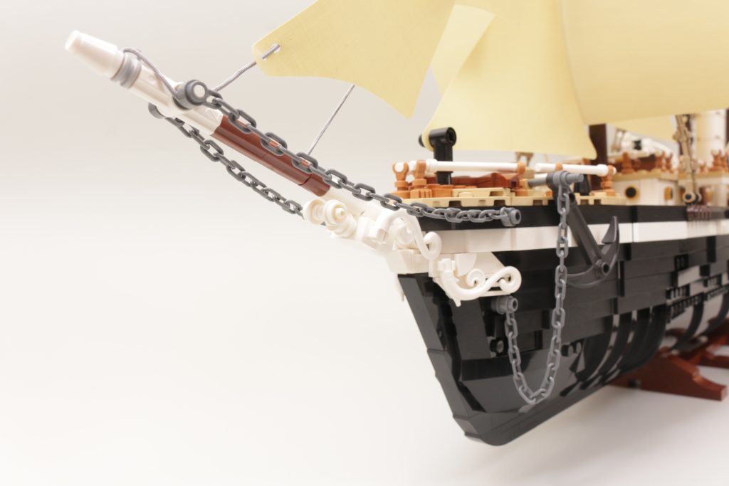 LEGO Icons 10335 The Endurance review 8 1024x683