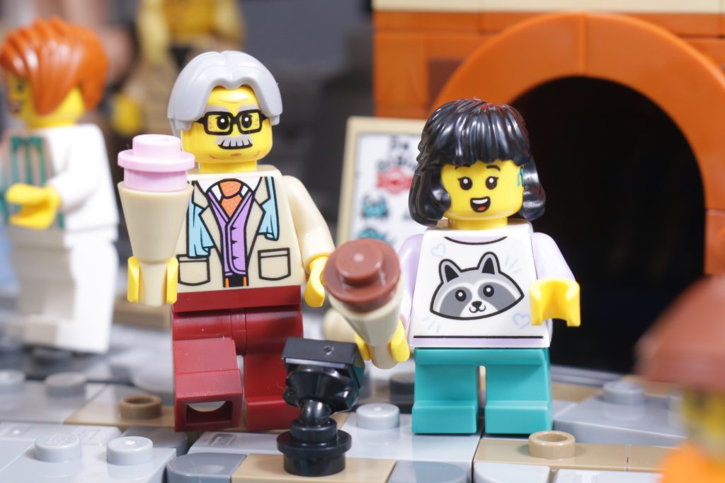 LEGO Ideas 21359 Italian Riviera review 76 1024x683