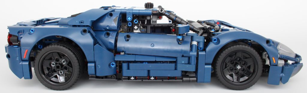 LEGO Technic 42154 2022 Ford GT review 18 1024x313