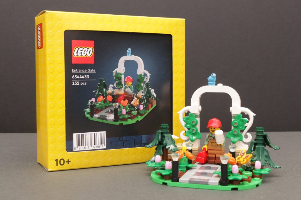 LEGO Ideas 6544433 Entrance Gate gift with purchase review 1 1024x683