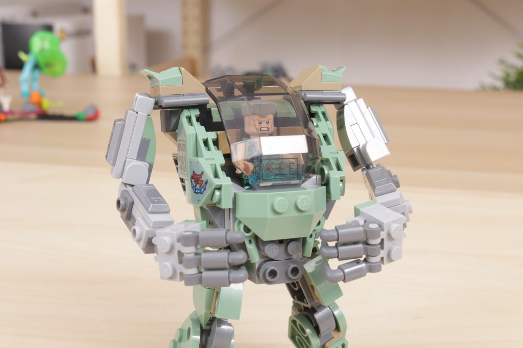 How to improve LEGO Avatar 75571 Neytiri Thanator vs. AMP Suit Quaritch rebuild MOC mod 21 1024x683