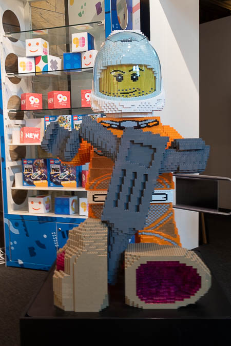 NMH LEGO Popup 3
