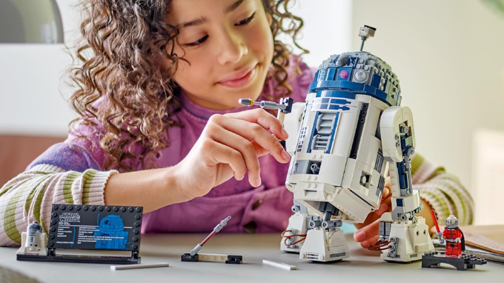 LEGO Star Wars 75379 R2 D2 featured image 1024x576