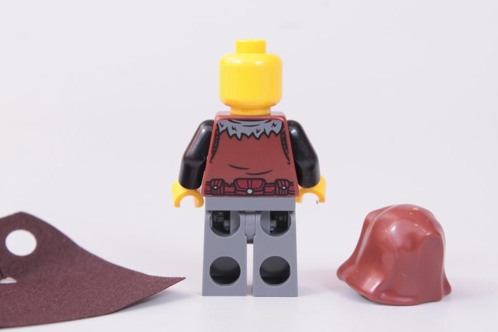 LEGO Icons 10332 Medieval Town Square review 62 1024x683