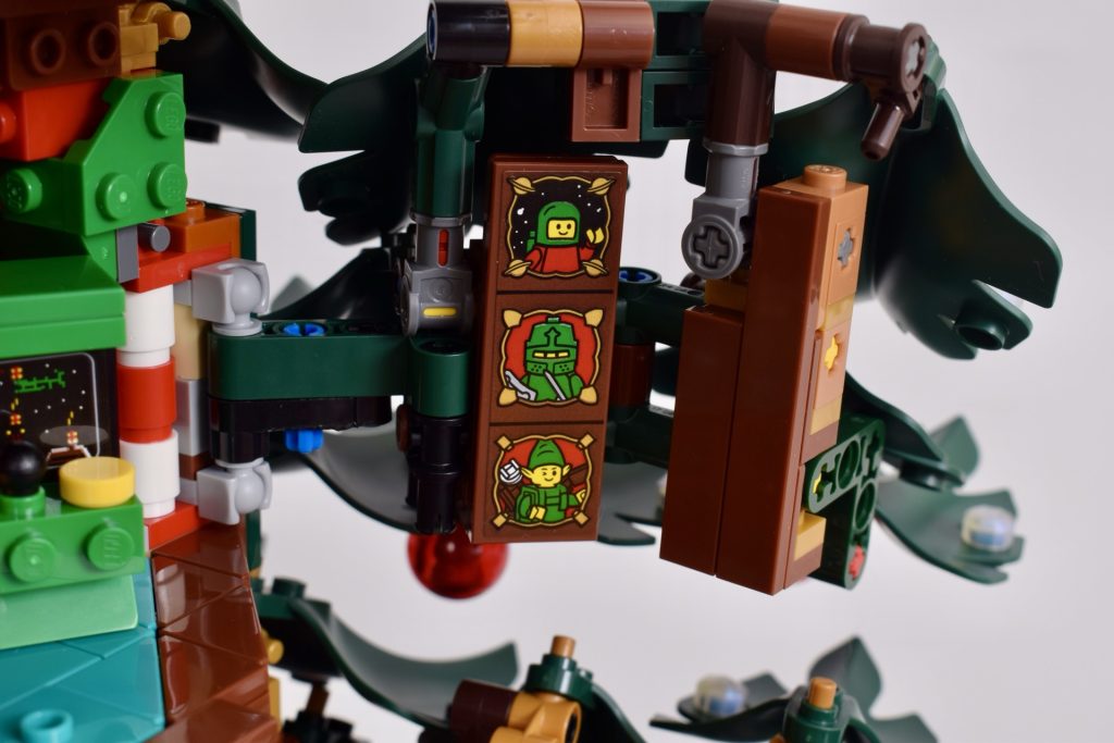 LEG 41843 Family Christmas Tree review 25 1024x683