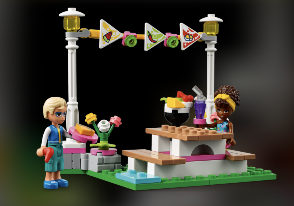 LEGO Friends 41701 Street Food Market 4 1024x716