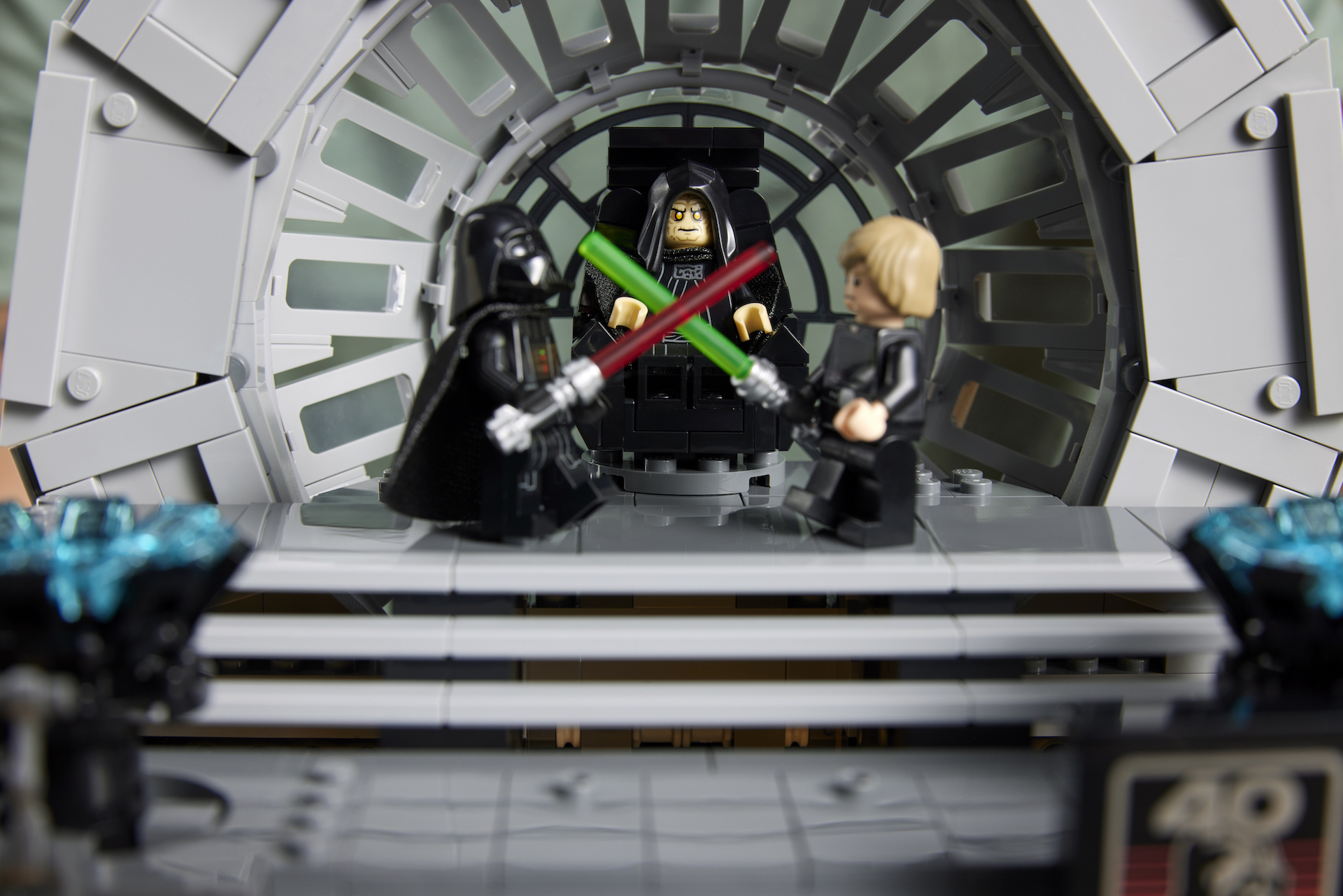 LEGO Star Wars 75352 Emperors Throne Room 4