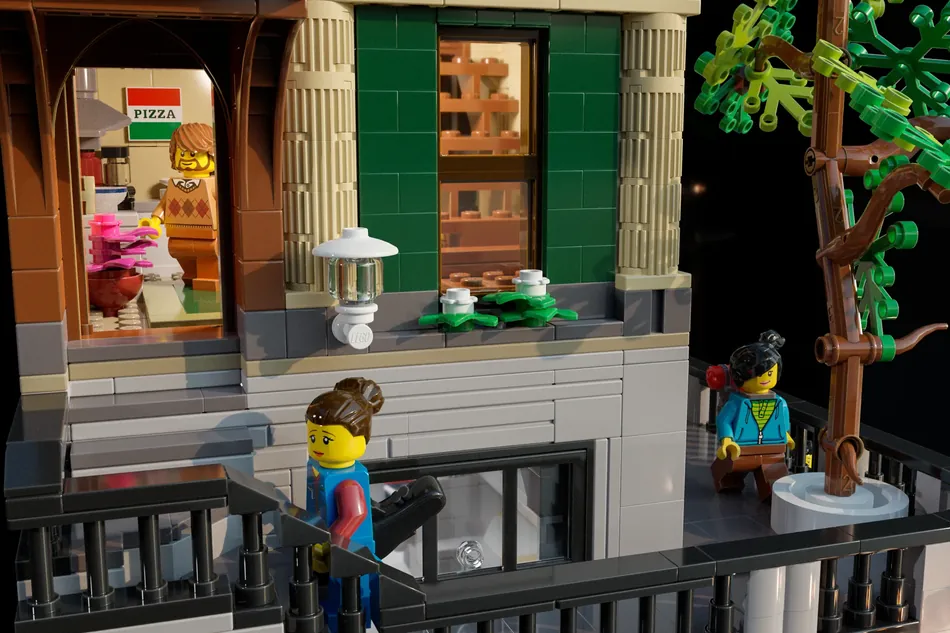 LEGO Ideas Brick Boulevard 14
