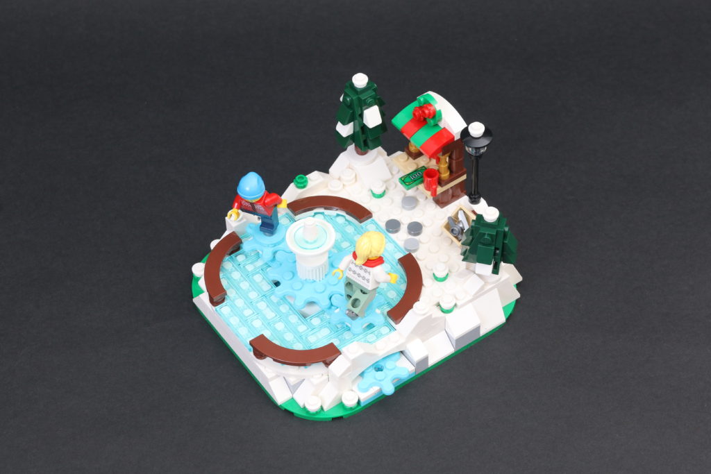 LEGO 40416 Ice Skating Rink gift with purchase review 4