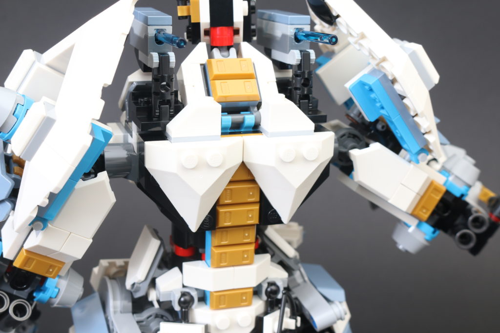 LEGO NINJAGO Legacy 71738 Zanes Titan Mech Battle review 24