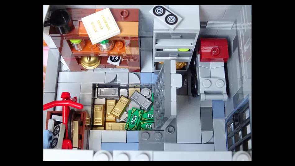 LEGO Ideas Basement Storage 4