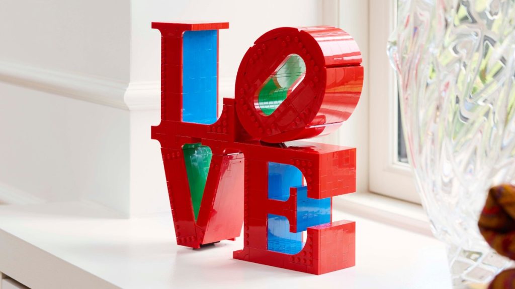 lego art 31214 love featured 1024x576