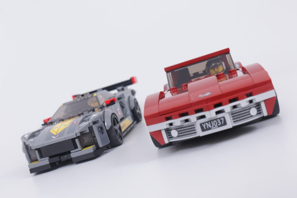 LEGO Speed Champions 76903 Chevrolet Corvette C8.R Race Car and 1968 Chevrolet Corvette review 3