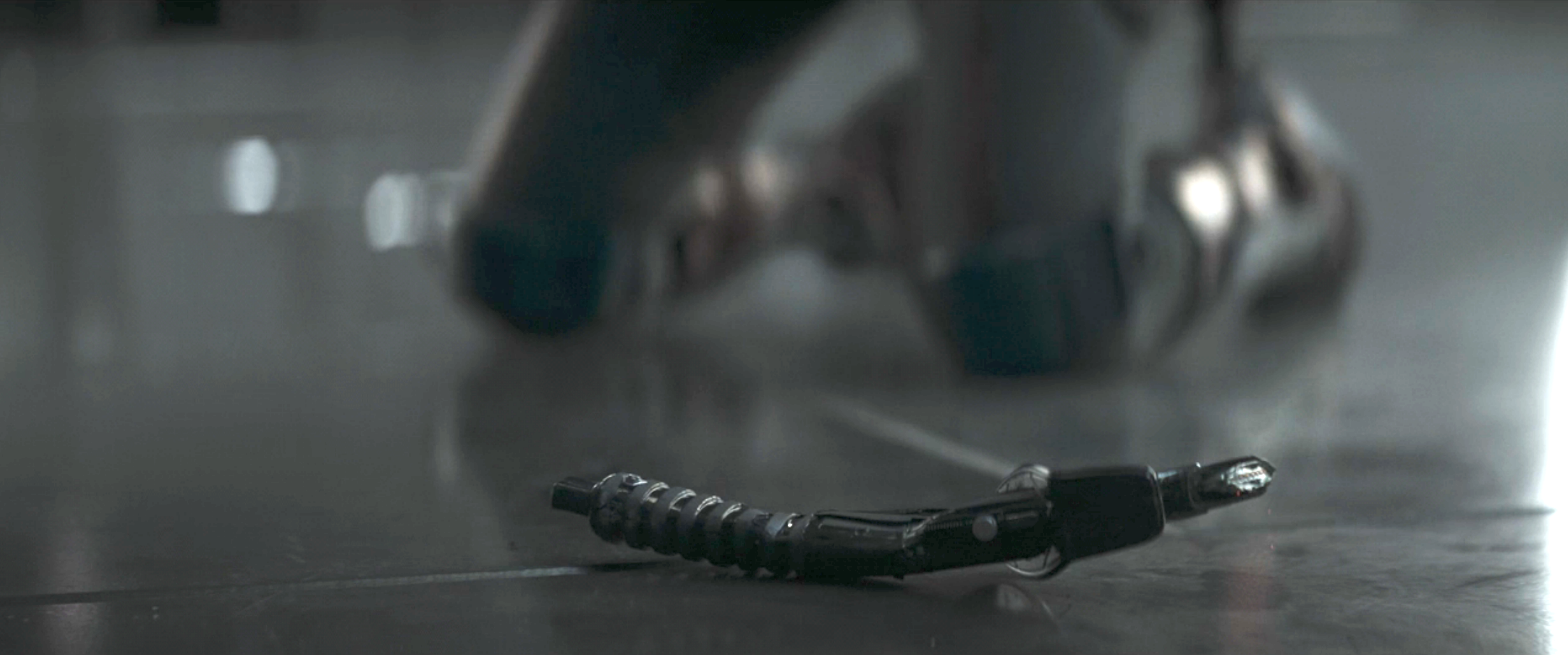 The Mandalorian Season 3 Darksaber destruction 2