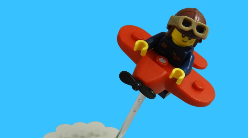 LEGO Collectible Minifigures Series 21 vignettes – Airplane Girl