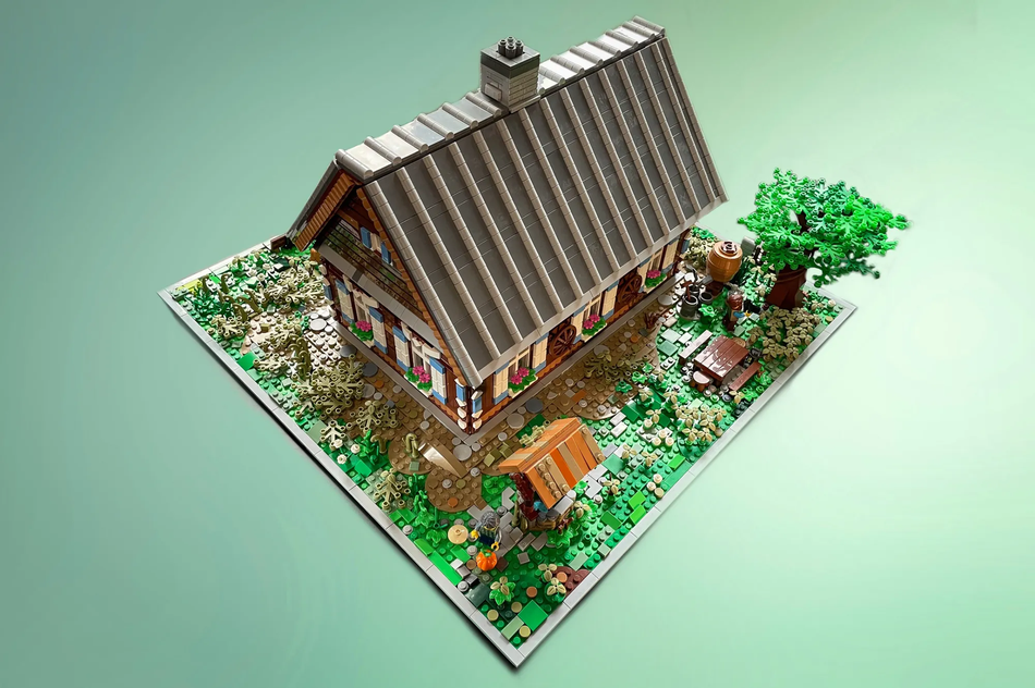 LEGO Ideas House of Open Shutters 3
