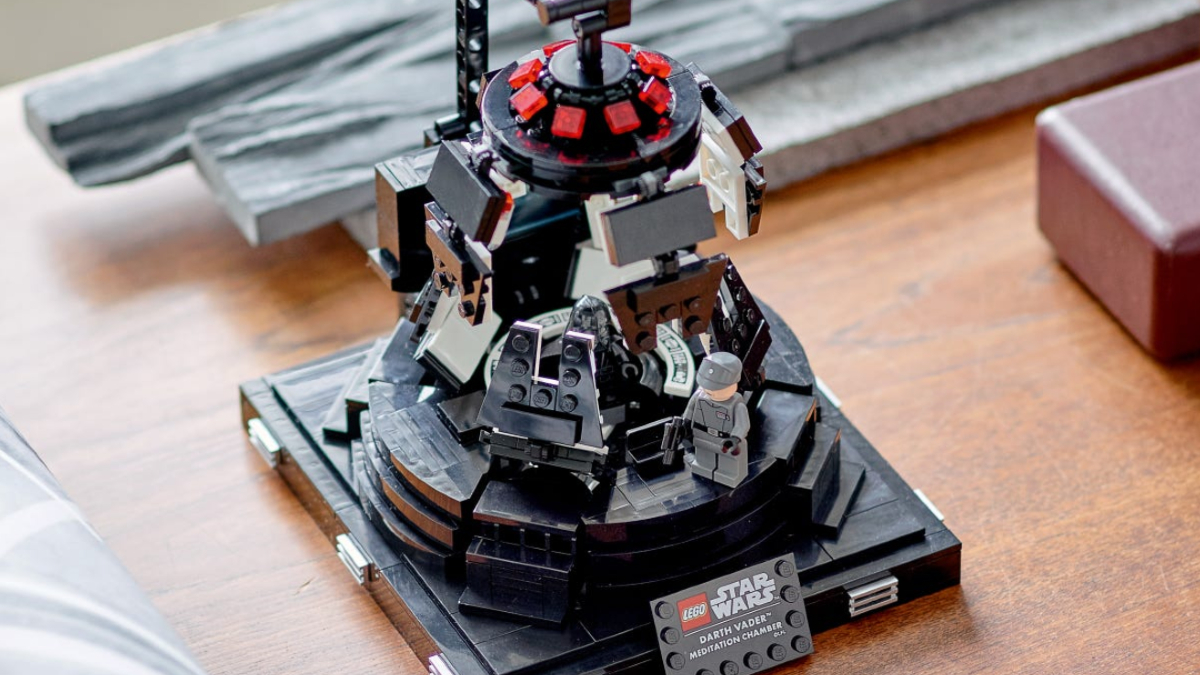 Five Star Wars scenes that need LEGO for Adults sets