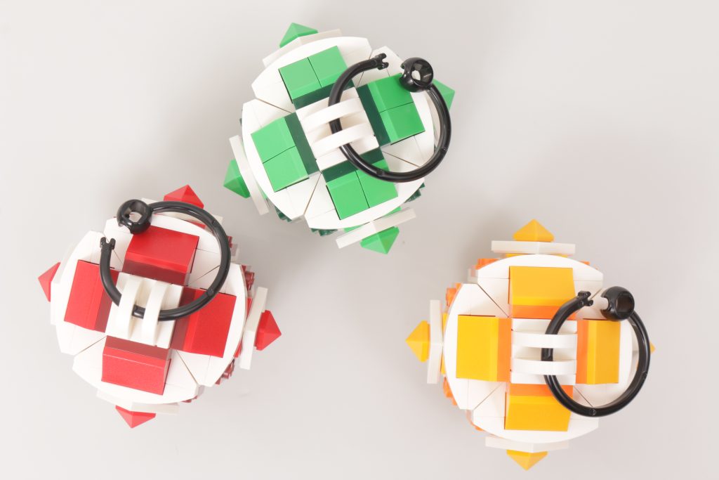 LEGO 40604 Christmas Decor Set gift with purchase review 4 1024x683