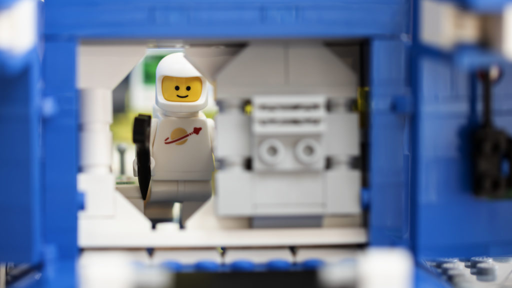 LEGO ICONS 10497 Galaxy Explorer 11 1024x576