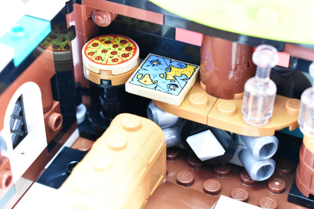 LEGO VIDIYO 43114 Punk Pirate Ship review 4