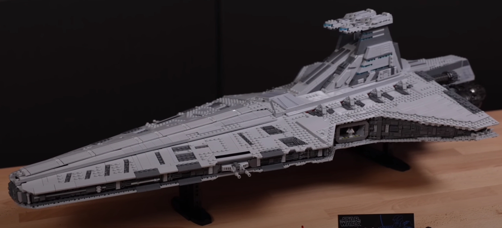 LEGO Star Wars grey venator solid brix studios 1024x465