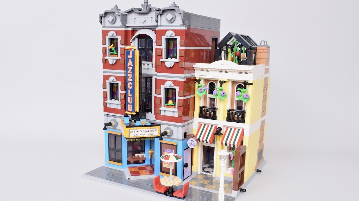 One reason to pick up LEGO Jazz Club for every month left before it retires
