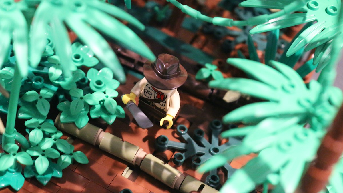 How to build a LEGO jungle – techniques and parts