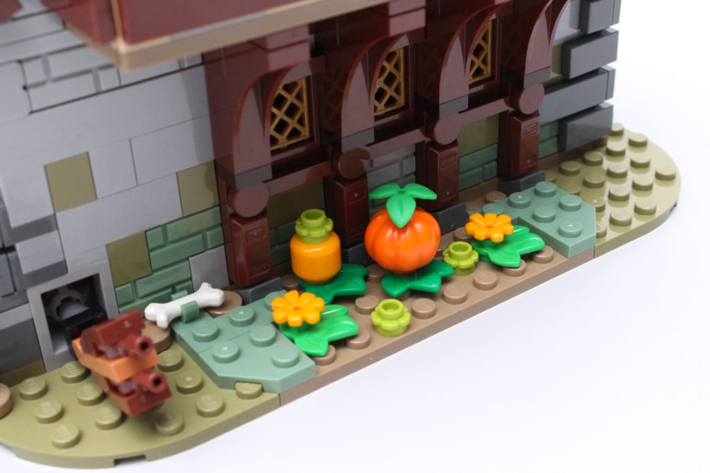 21325 Medieval Blacksmith review 11