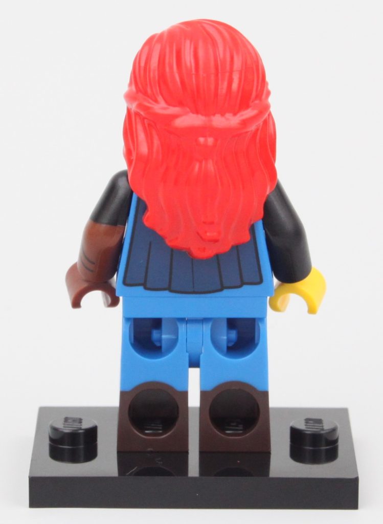 LEGO Collectible Minifigures 71037 Series 24 review Falconer 5 749x1024