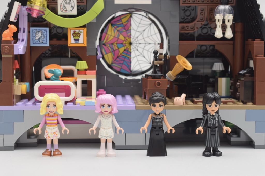 LEGO Wednesday 76781 Wednesday Enids Dorm Room review 15 1024x683