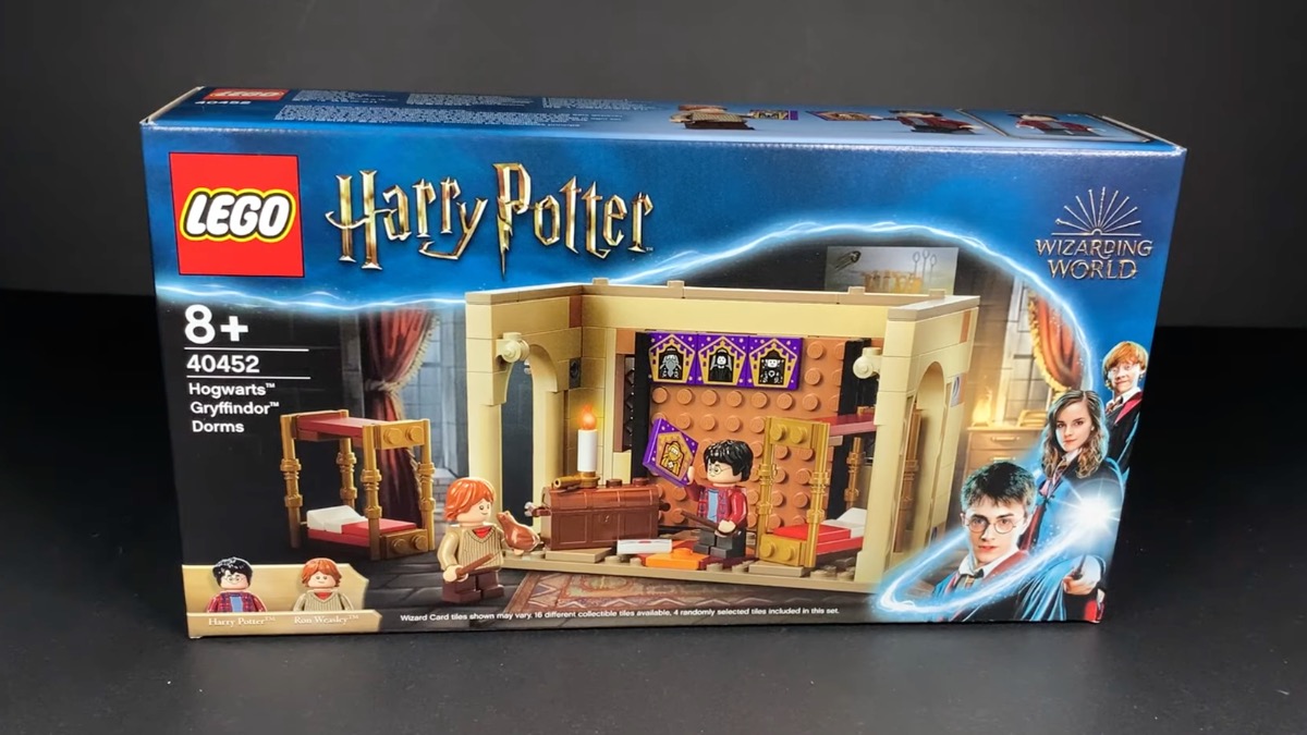 First look at LEGO Harry Potter 40452 Hogwarts Gryffindor Dorms
