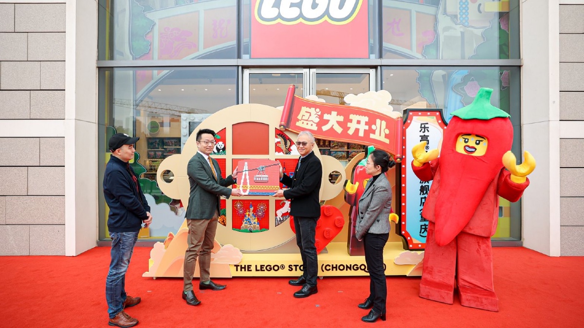 LEGO opens brand new flagship store in China