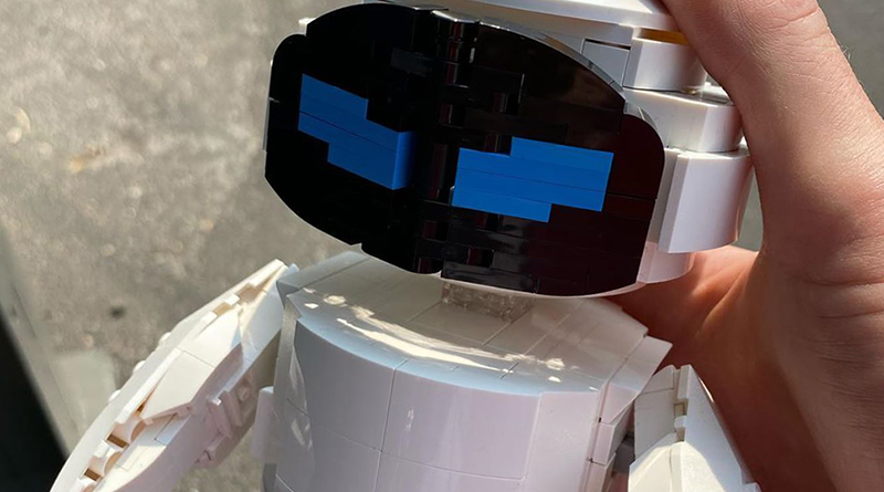 Hamish Blake finds the secret to LEGO creativity while building Eve from Wall-E