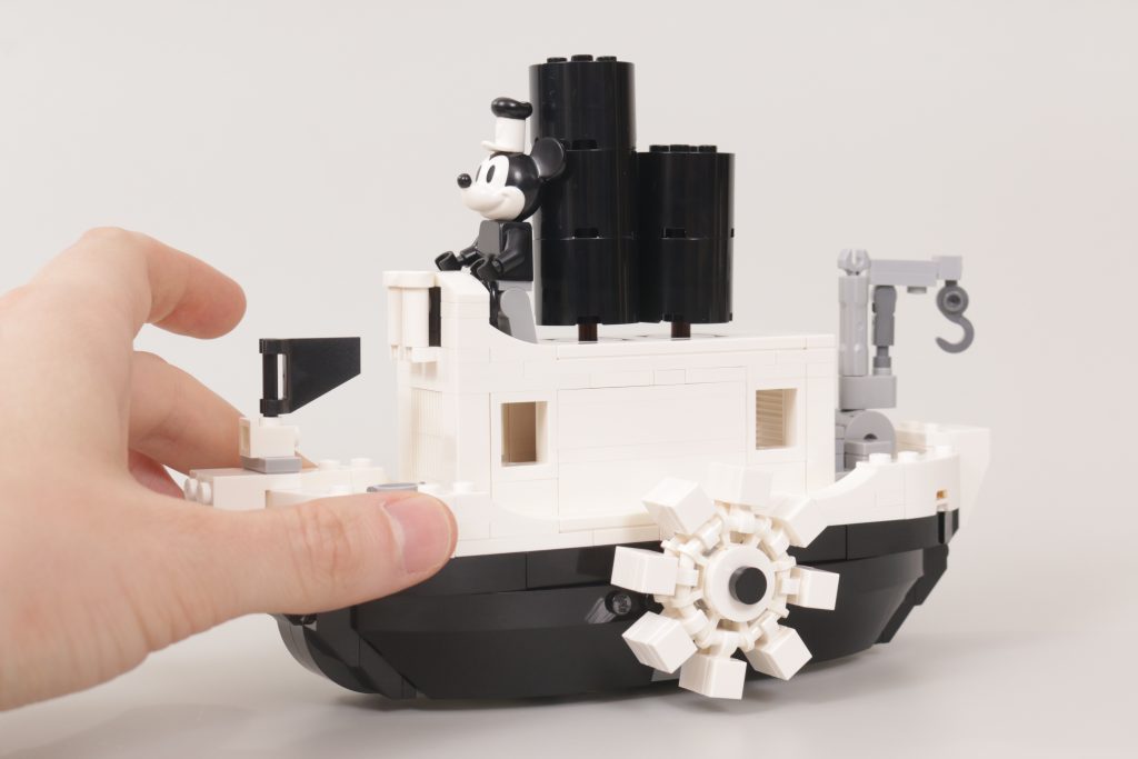LEGO Disney 40659 Mini Steamboat Willie gift with purchase review 3 1024x683