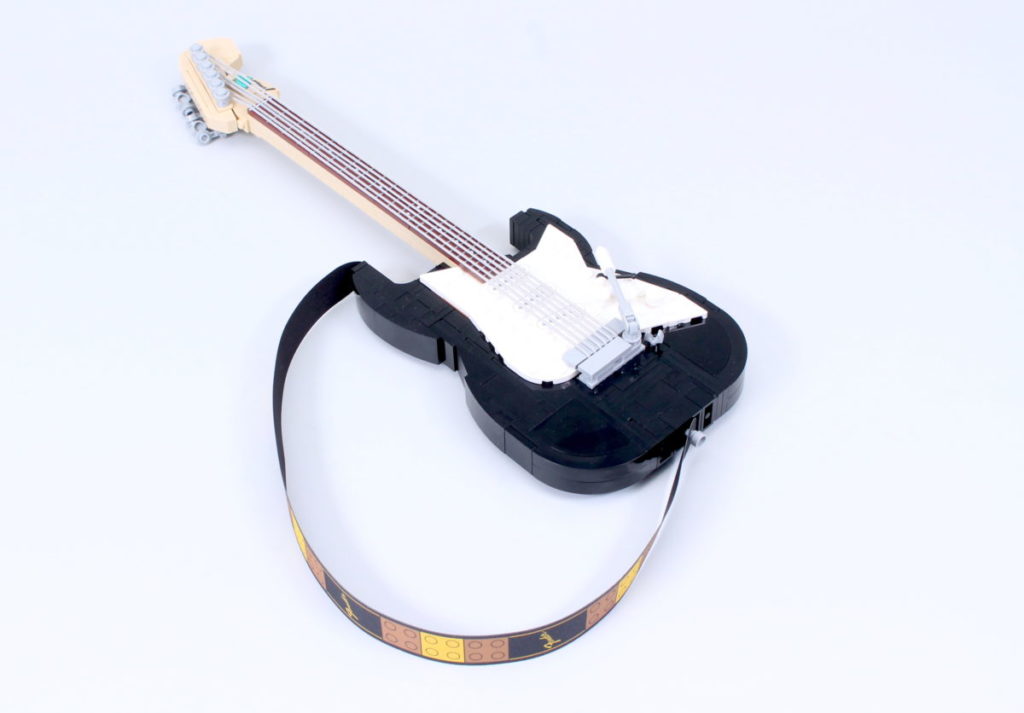 LEGO Ideas 21329 Fender Stratocaster review 8 1024x713