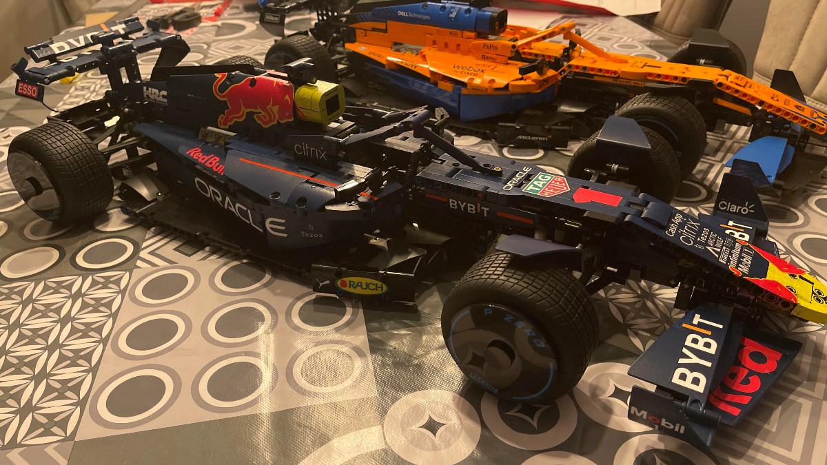 LEGO Technic 42141 McLaren Formula 1 Race Car gets a Red Bull remix