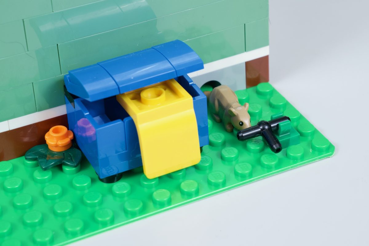 LEGO Icons 11371 Shopping Street review 51 1200x800