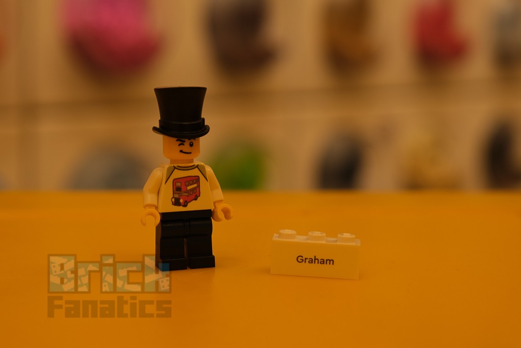 LEGO Minifigure Factory 49 1