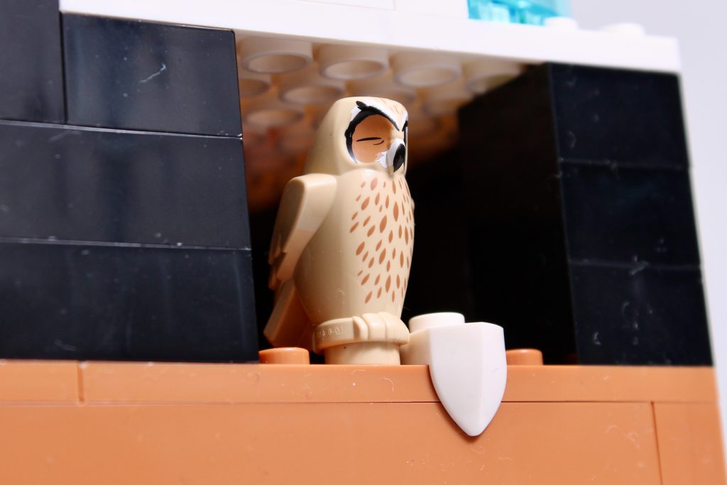 LEGO City 60366 Ski and Climbing Center review 8 1024x683