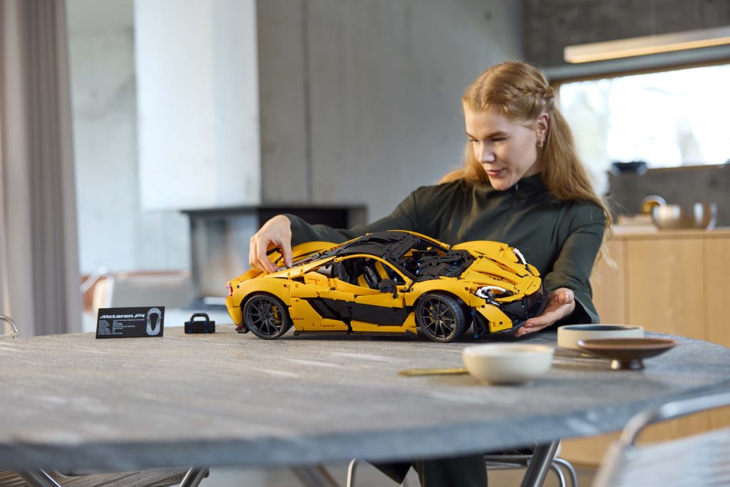 LEGO Technic 42172 McLaren P1 4 1024x683