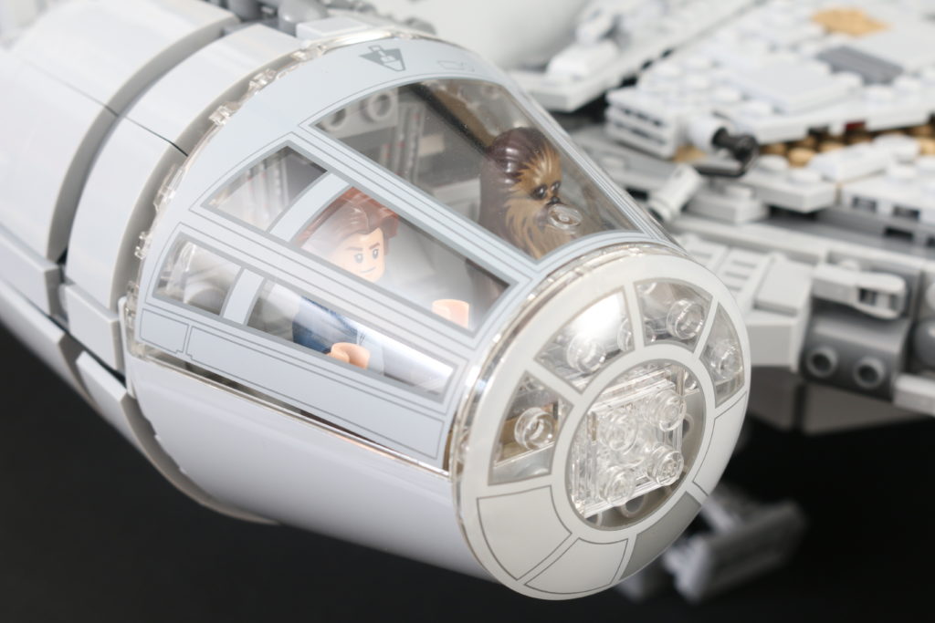 LEGO Star Wars 75192 UCS Ultimate Collectors Series Millennium Falcon review 25