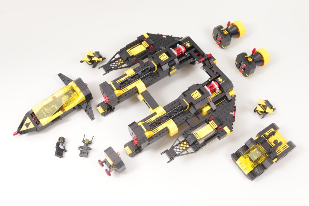 LEGO Icons 10355 Blacktron Renegade review 29 1024x683