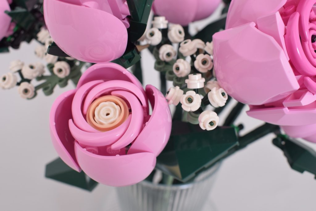 LEGO Icons 10374 Bouquet of Pink Roses review 13 1024x683