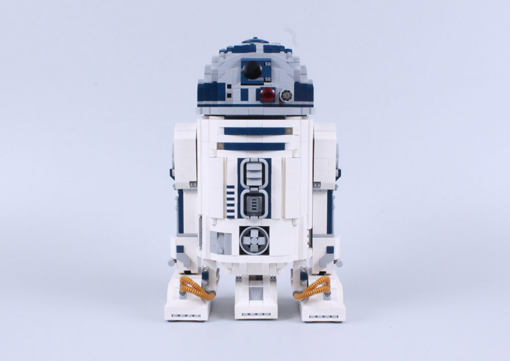 LEGO Star Wars 75308 R2 D2 review 2