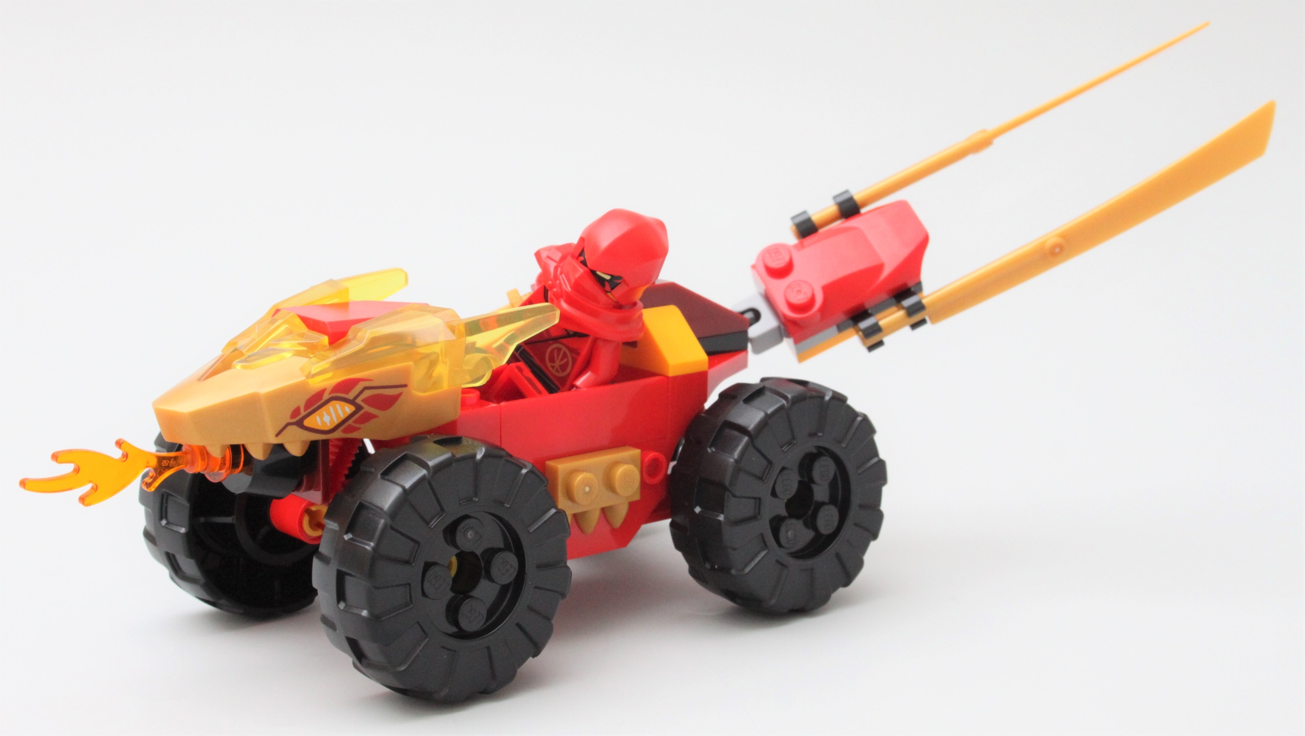 LEGO NINJAGO 71789 Kai and Rass Car and Bike Battle review 5 scaled